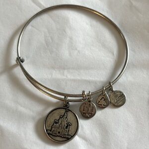 Alex and Ani | Cinderella’s Castle Bangle | silver
